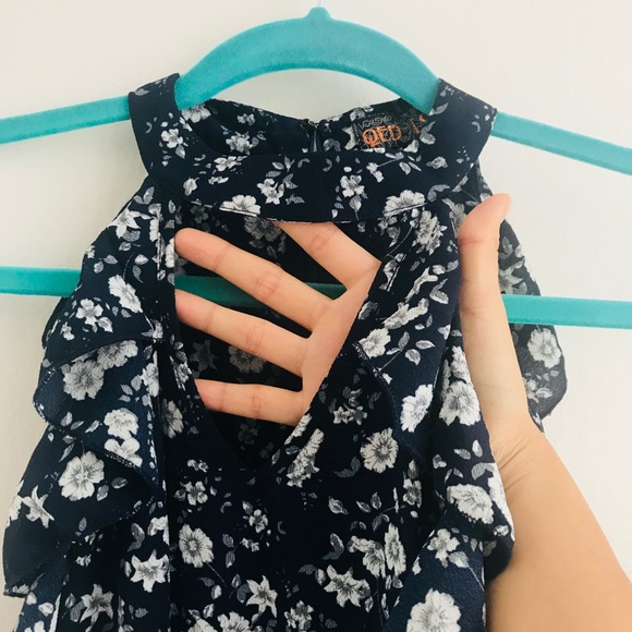 Excellent condition ASOS DRESSS - Picture 2 of 7